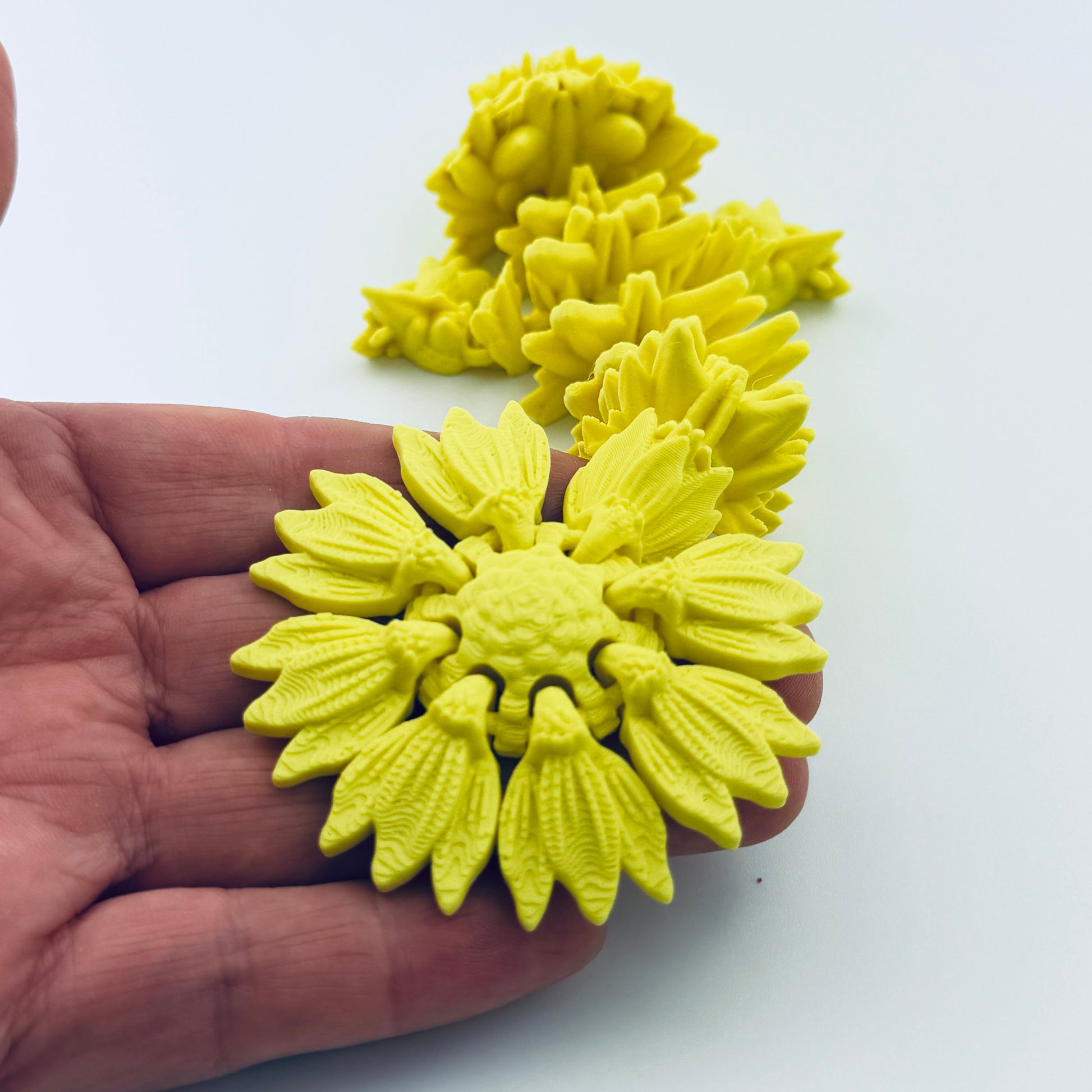 3d printed sunflower tadling - view 1