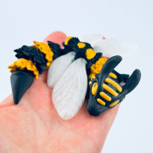 Baby bumblebee dragon - view 2
