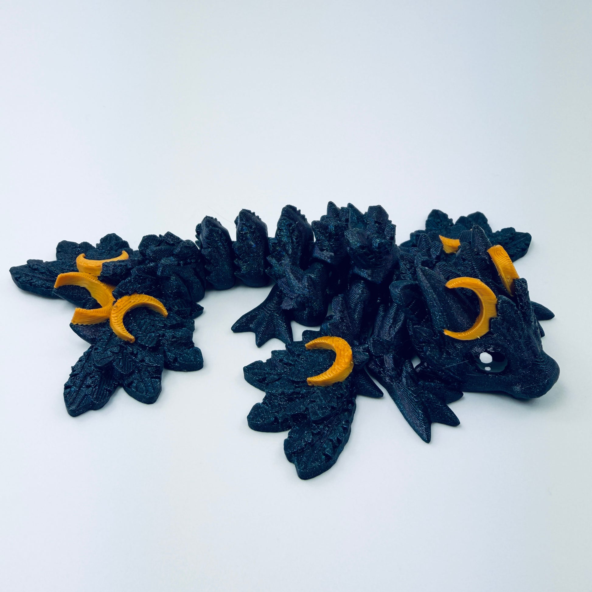 3d printed Tiny Lunar dragon - View 1