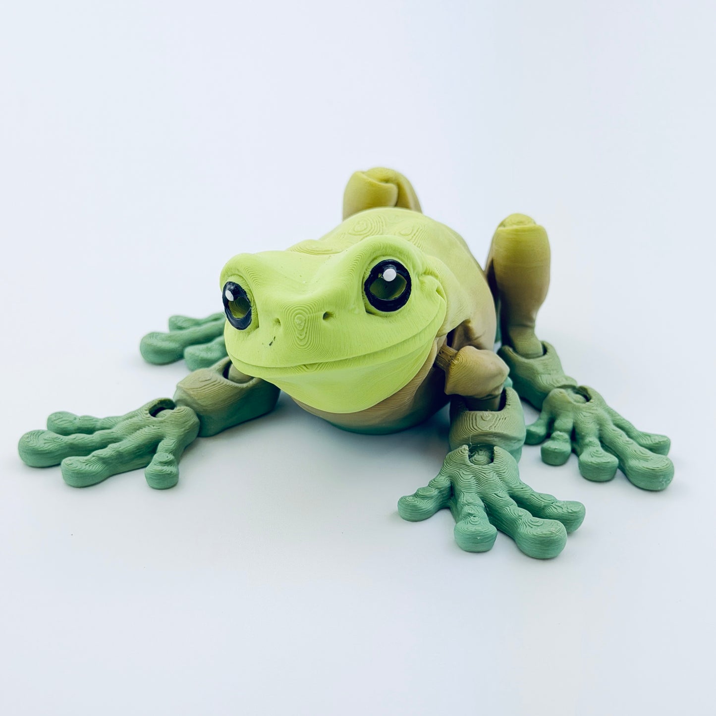 3d printed magnetic tree frog - green - 1