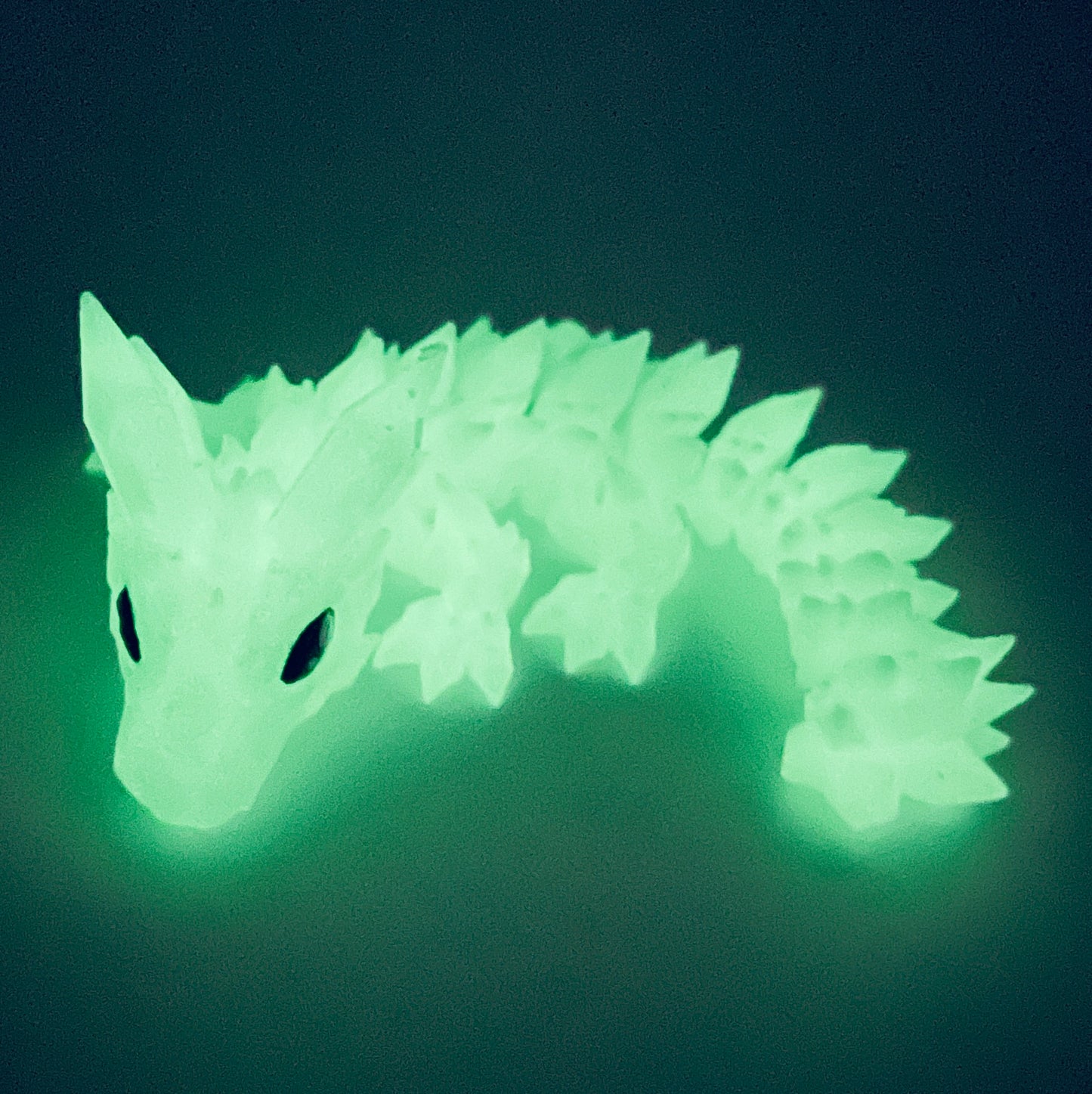 3d fantasy glow in dark dragon